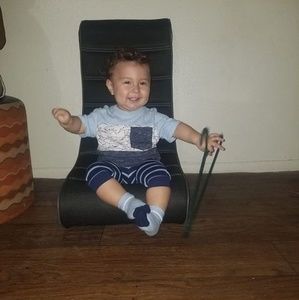 Meet your Posher, Eli